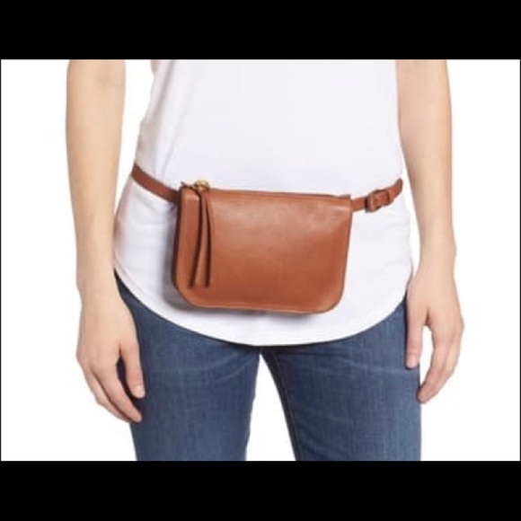 Madewell Handbags - Madewell brown leather simple belt bag